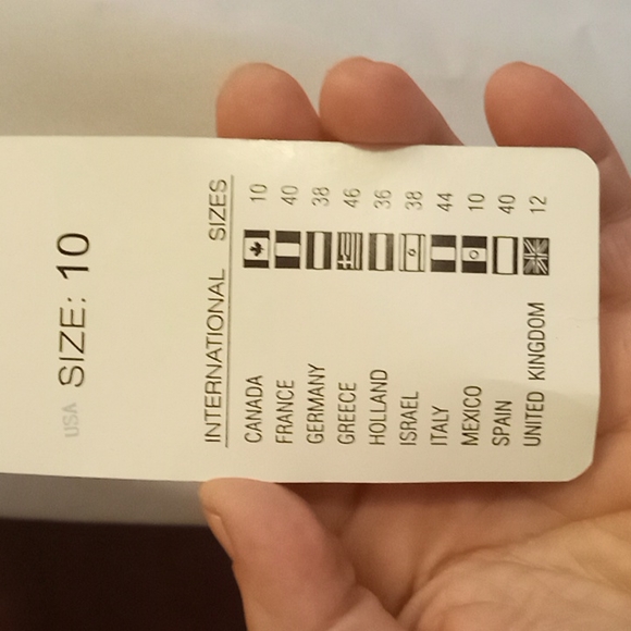 Demetrios Wedding Gown - Picture 7 of 8